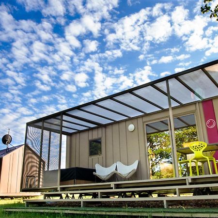 Big Berry Luxury Lifestyle Resort Metlika Eksteriør billede