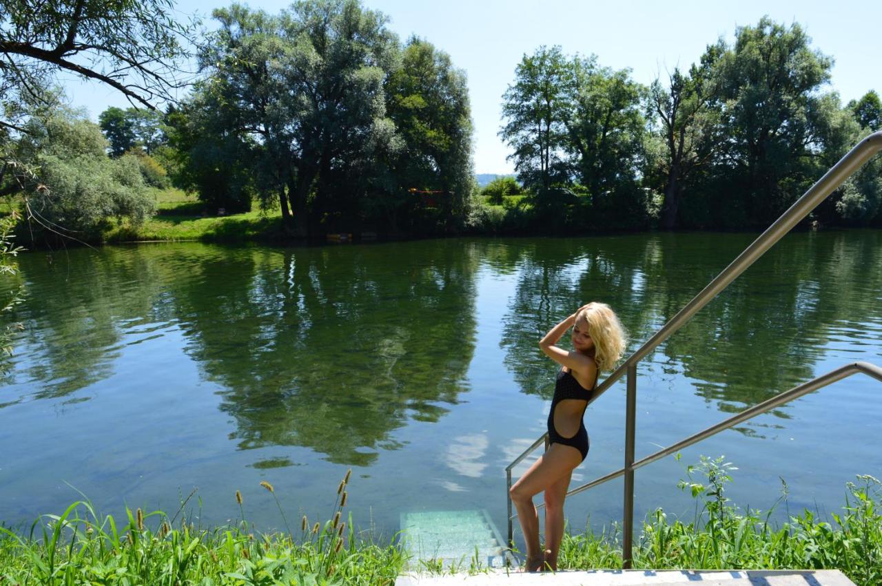 Big Berry Luxury Lifestyle Resort Metlika Eksteriør billede